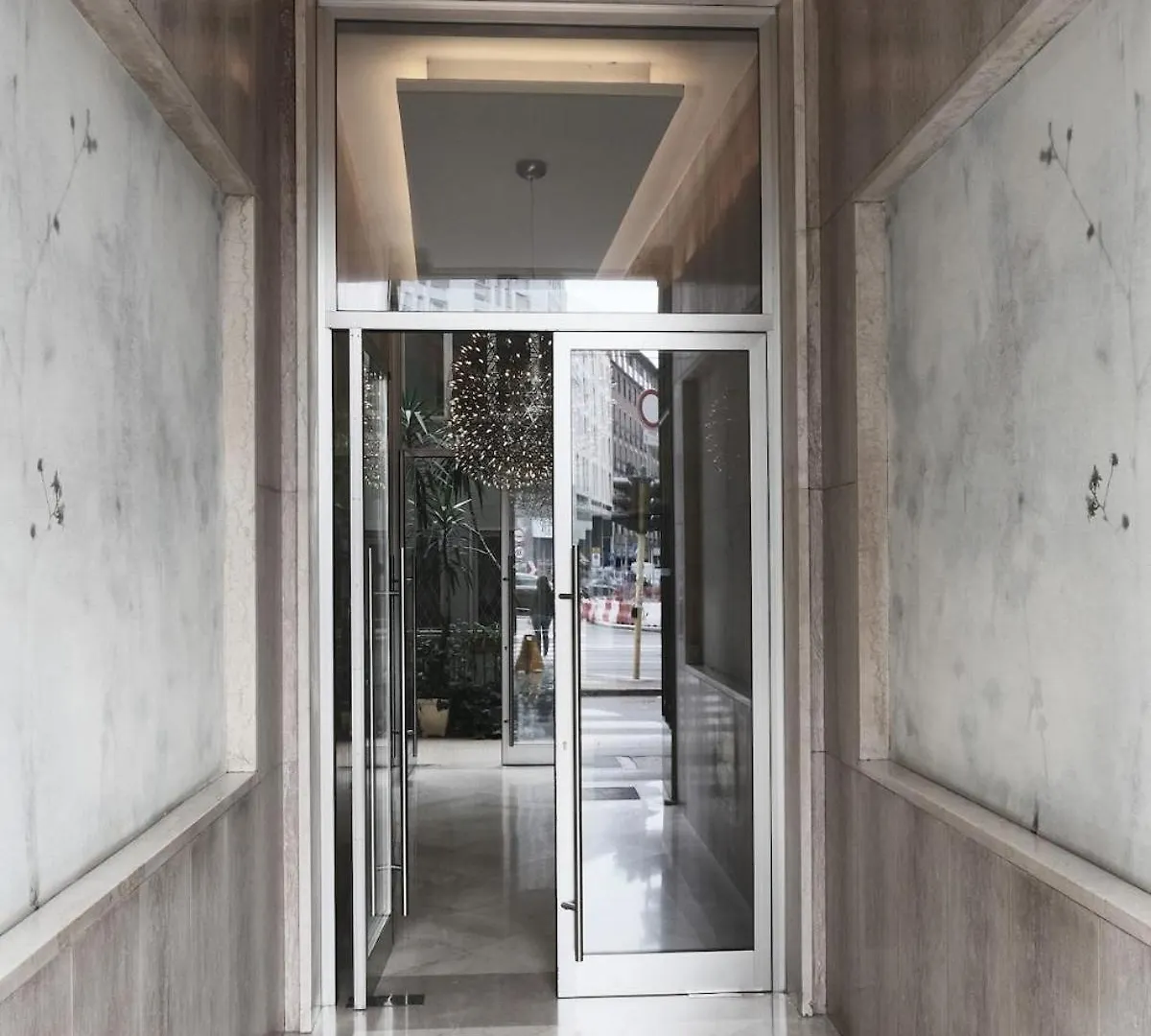Comecasa 2 Bedrooms 5 Min Walk From Duomo Milan Apartment