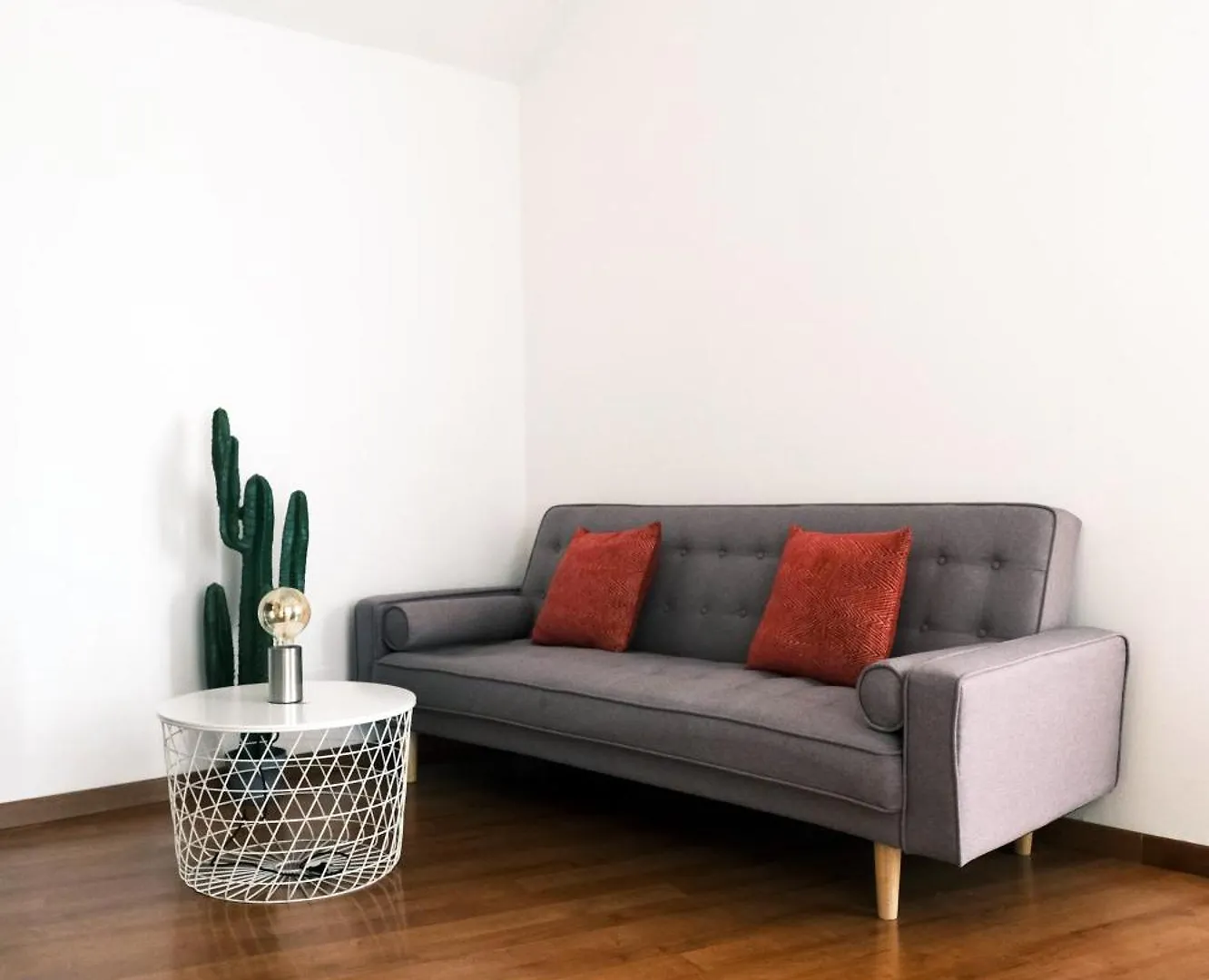 Apartment Comecasa 2 Bedrooms 5 Min Walk From Duomo Milan