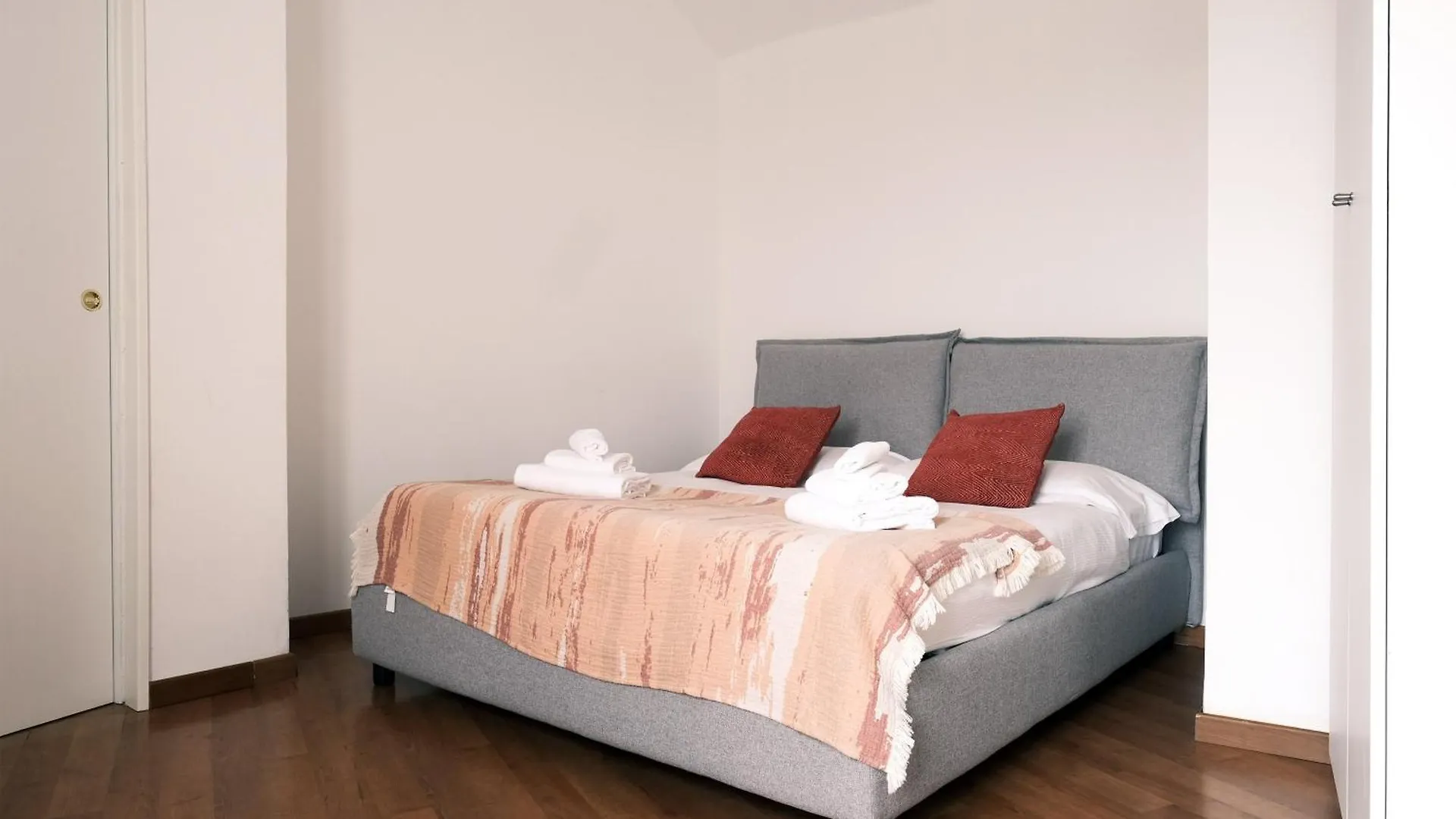 Comecasa 2 Bedrooms 5 Min Walk From Duomo Milan 0*,